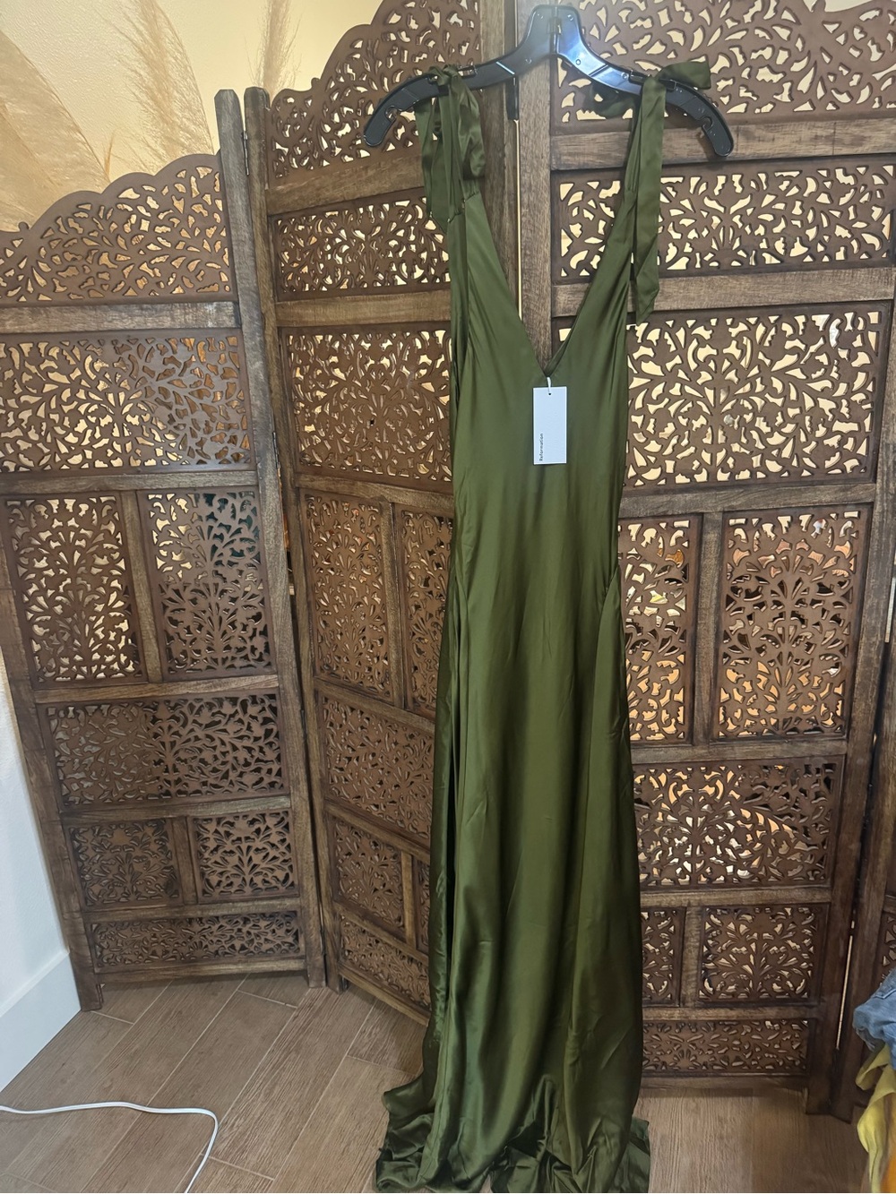 REFORMATION pernille Silk Dress NEW NWT - Picture 2 of 4